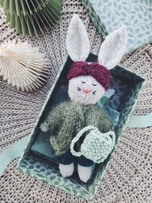 Kari the bunny - english pattern