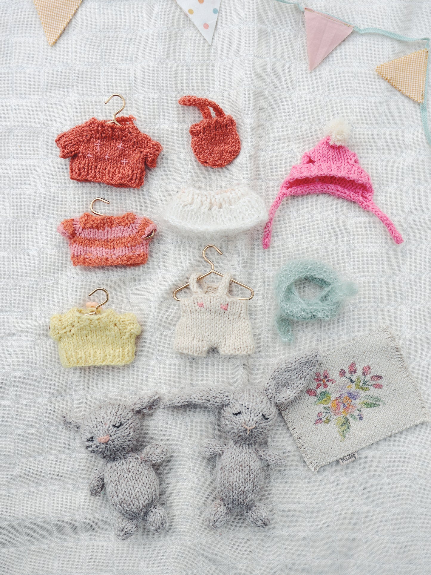 Berit and Mildrid's Accessories Booklet - ENGLISH PATTERN