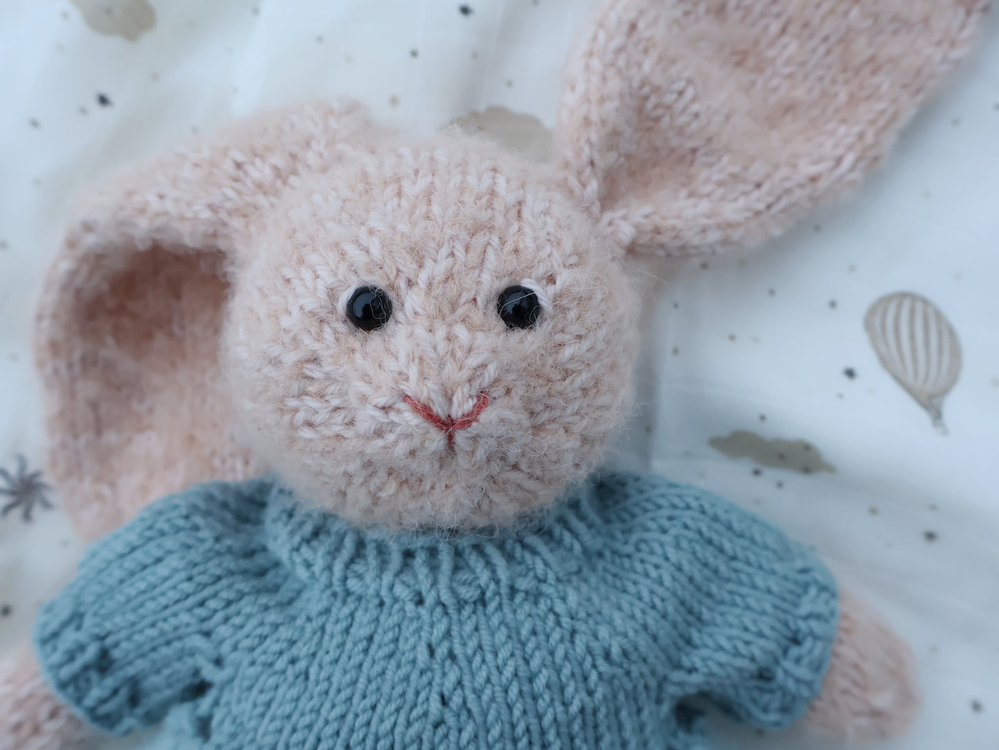 Klara the Bunny - english pattern